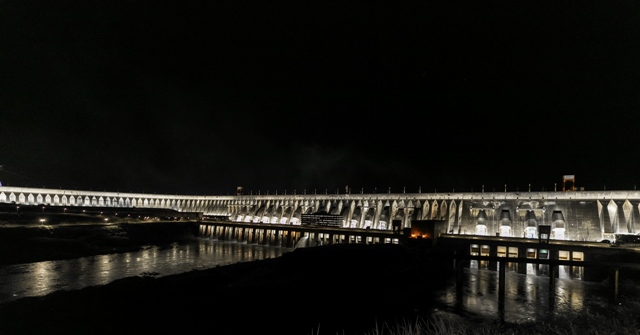 ITAIPU-LUMINADA