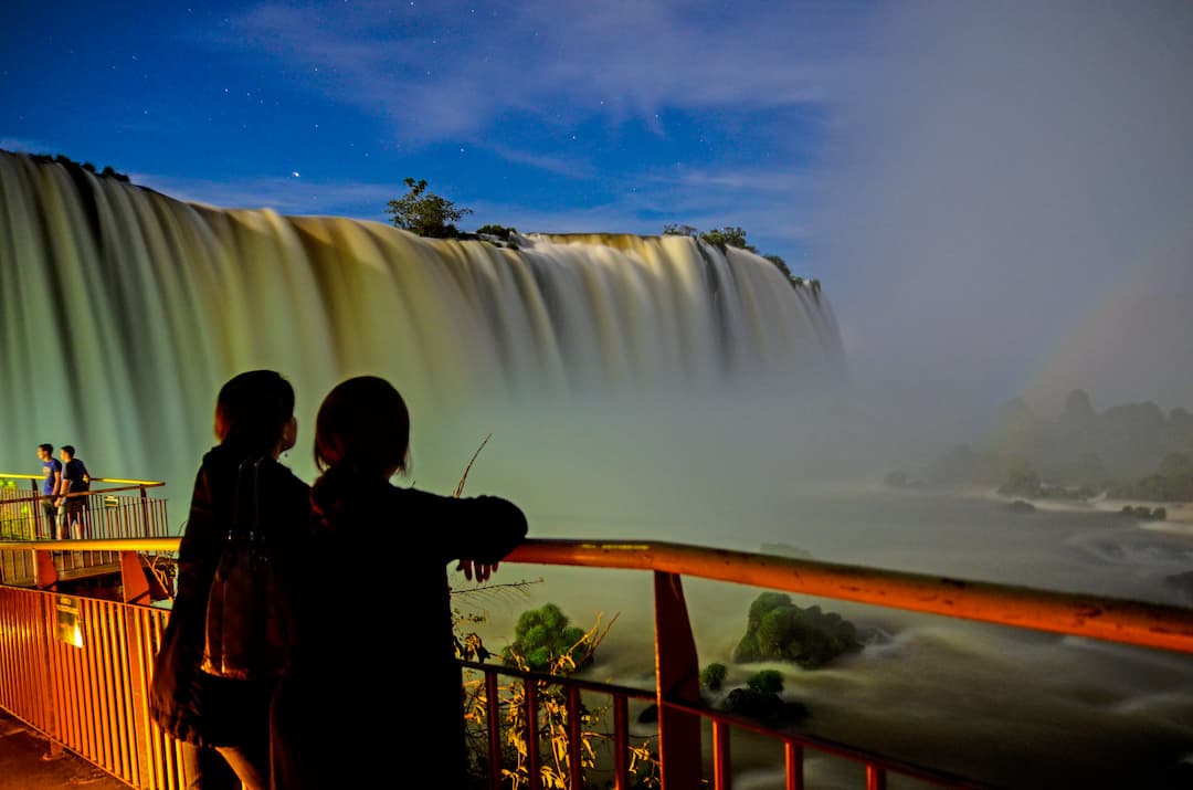 Noite nas Cataratas