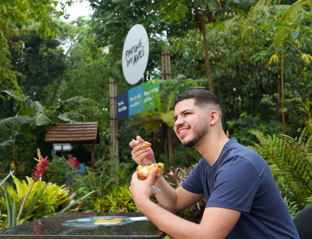 Sabores da Mata Atlântica: Experiências Gastronômicas no Parque das Aves